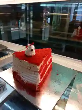 Red velvet pastry