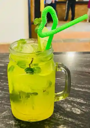 Pineapple Mojito